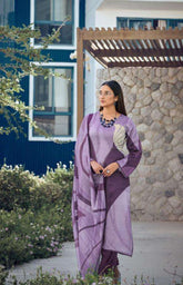Elegant Straight Kurti Pant Dupatta Set